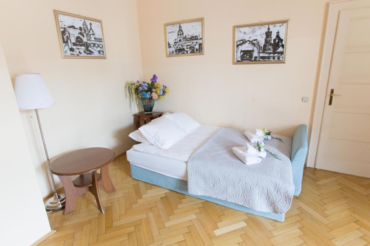Apartments Roman Краков Экстерьер фото