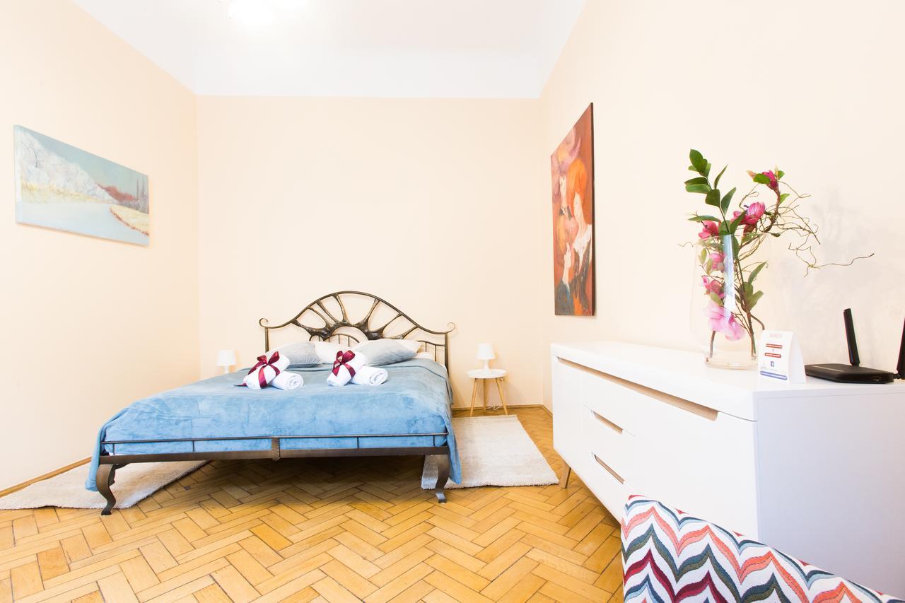 Apartments Roman Краков Экстерьер фото