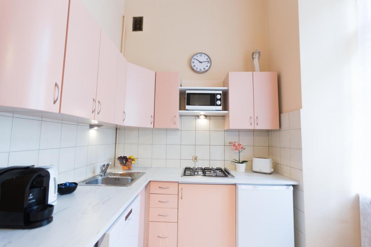 Apartments Roman Краков Экстерьер фото