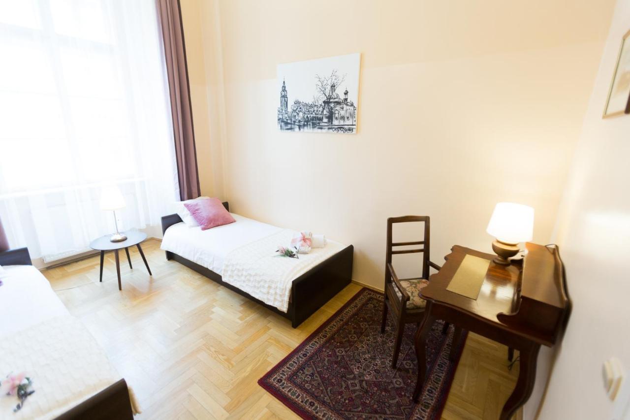 Apartments Roman Краков Экстерьер фото