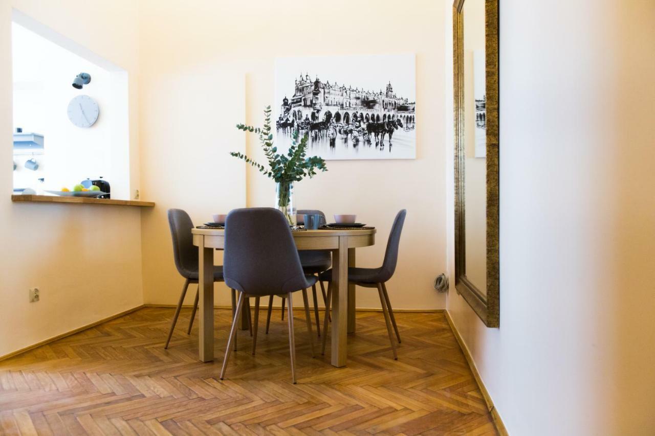 Apartments Roman Краков Экстерьер фото